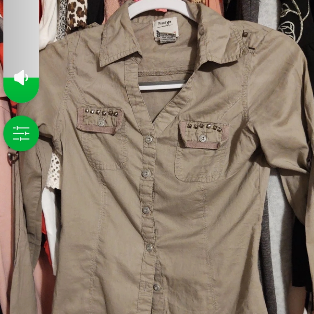 Perfect condition shirt 🥰